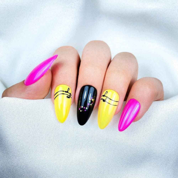 Inocos Amarelo Rock esmalte semipermanente 15 ml